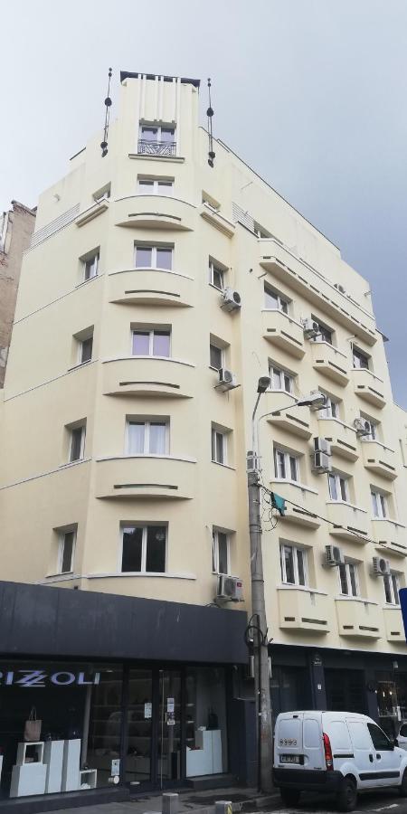 Appartement Victoria Plaza Two Bdr Apt à Bucarest Extérieur photo