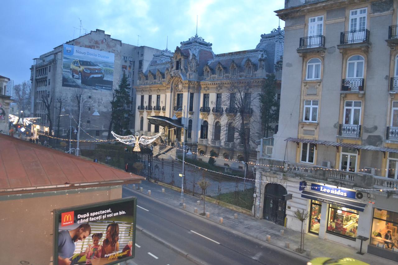 Appartement Victoria Plaza Two Bdr Apt à Bucarest Extérieur photo